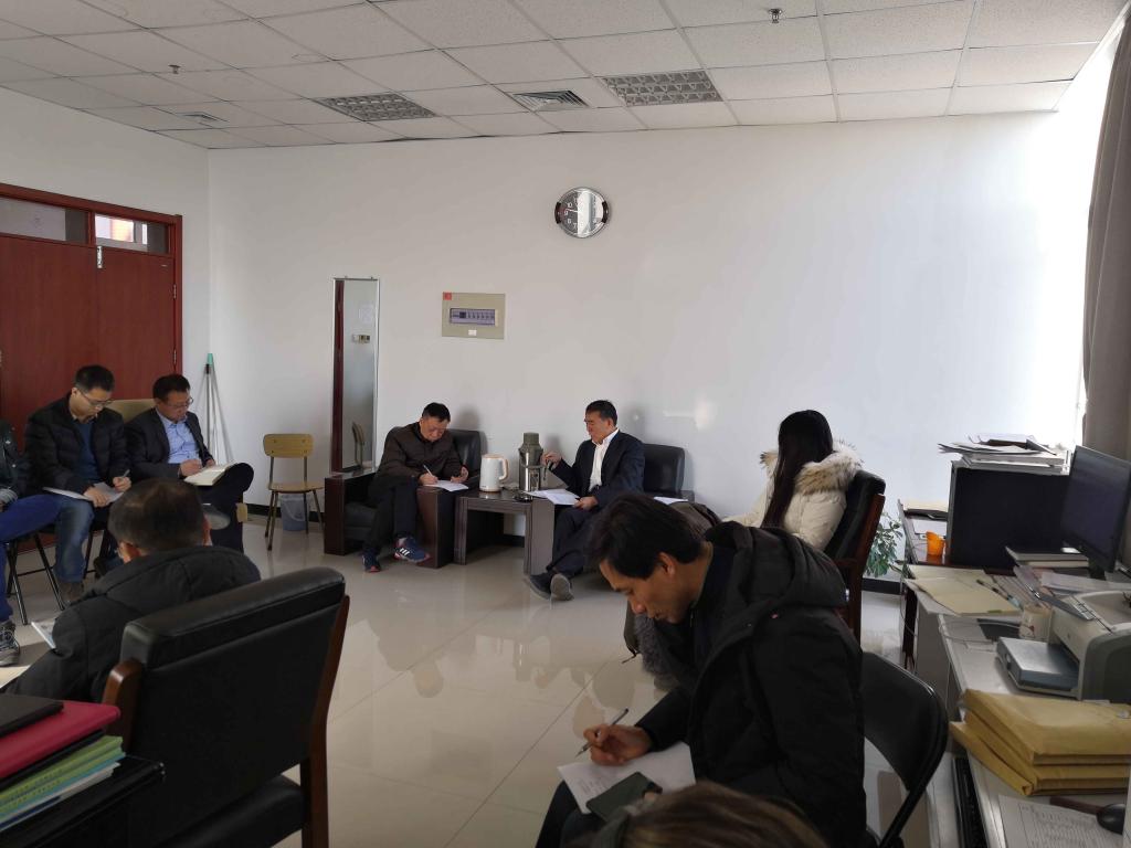 土木工程学院召开16级本科毕业设计指导教师研讨会.jpg 土木工程学院召开16级本科毕业设计指导教师研讨会.jpg